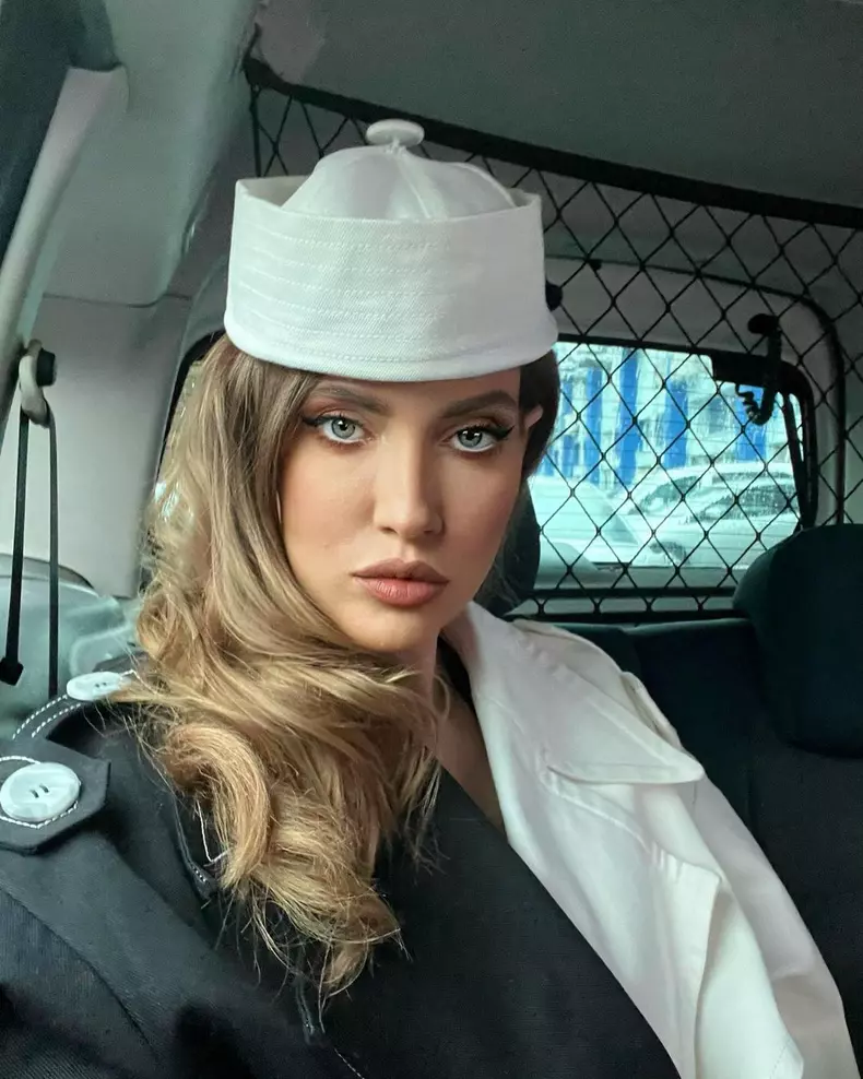 Iulia-Albu-pregatita-sa-devina-concurent-intr-un-nou-sezon-la-Asia-Express-7