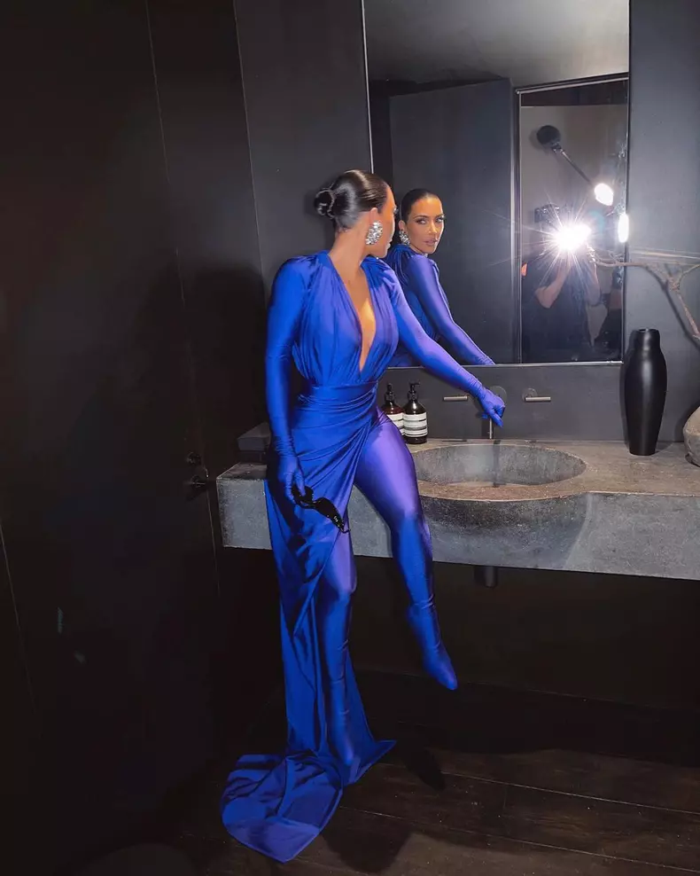 Kim-Kardashian-imagine-de-milioane-de-like-uri-din-prima-vacanta-cu-noul-iubit-11