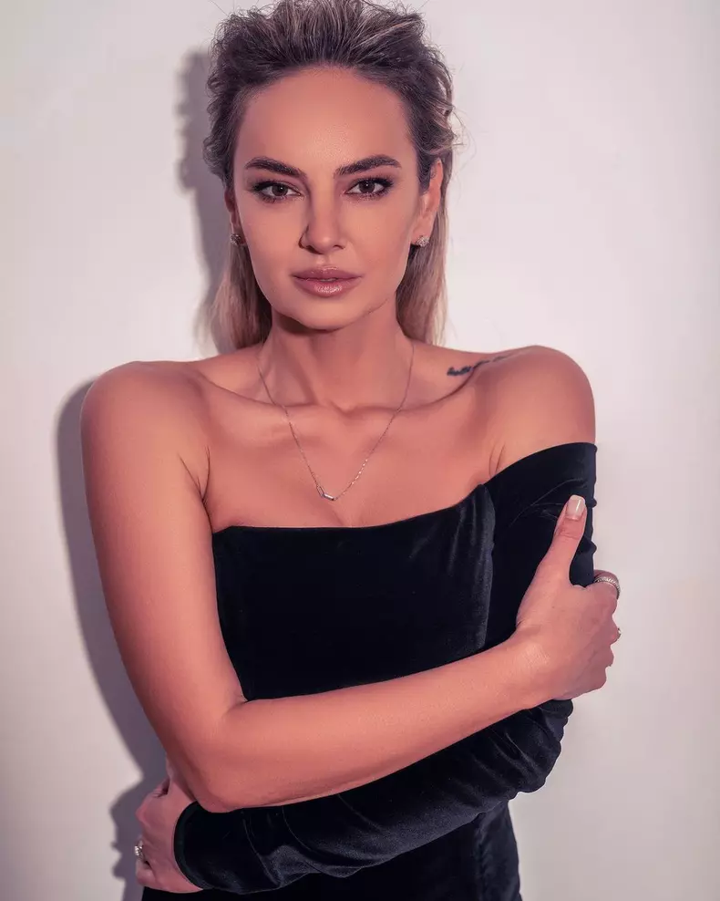 Motivul-pentru-care-Roxana-Ionescu-nu-a-vrut-sa-participe-la-„Survivor-Romania-2022-3