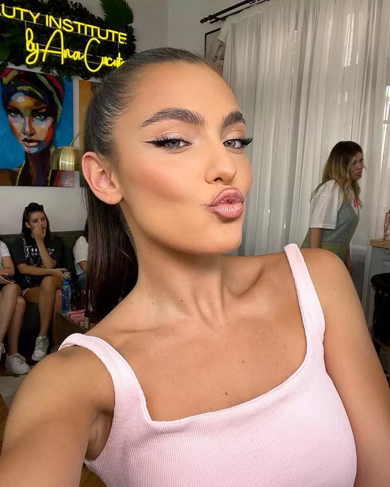 Alexia Eram