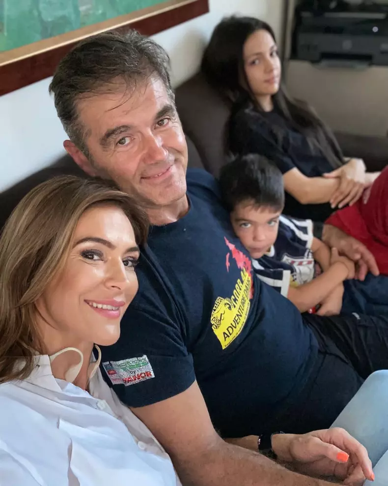roxana-ciuhulescu-familie-2