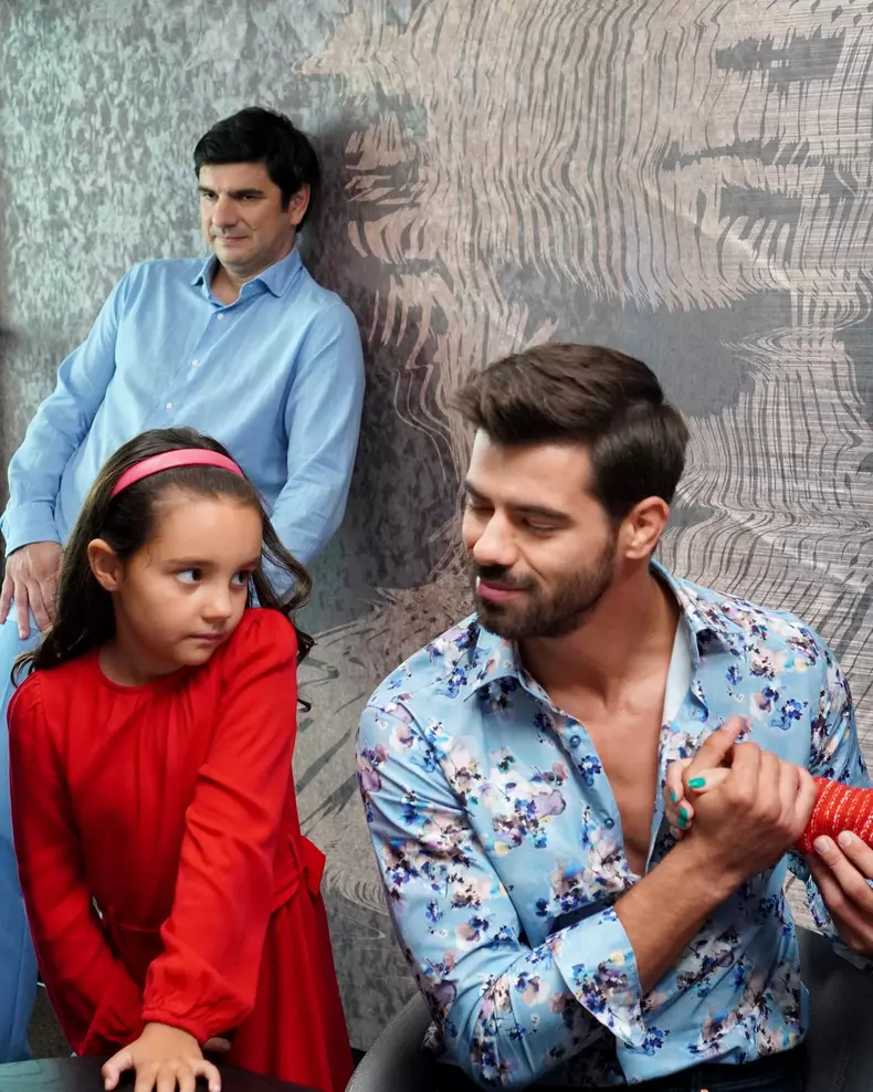 S-a lansat trailerul pentru filmul „Tati part-time”  (3)