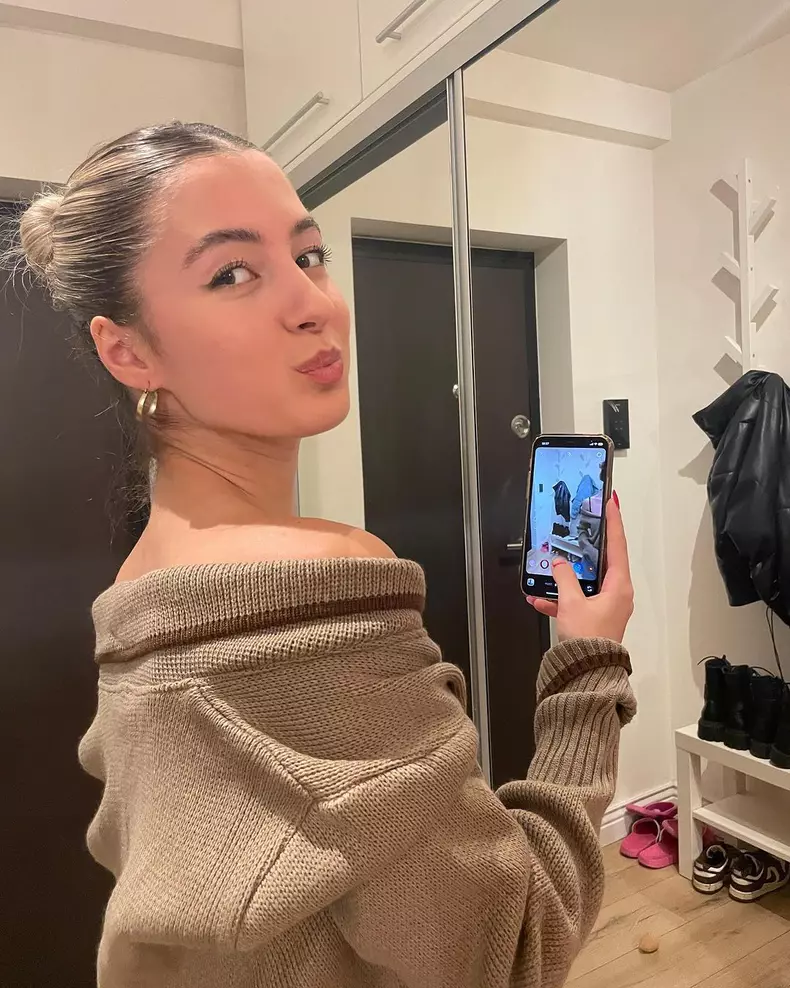 Bianca Pescar, de la Insula de 1 milion” (7)