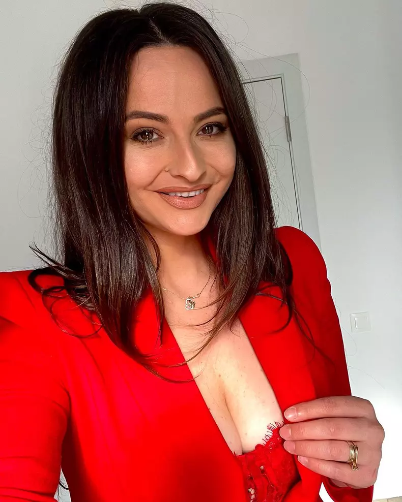 adela-luose-4