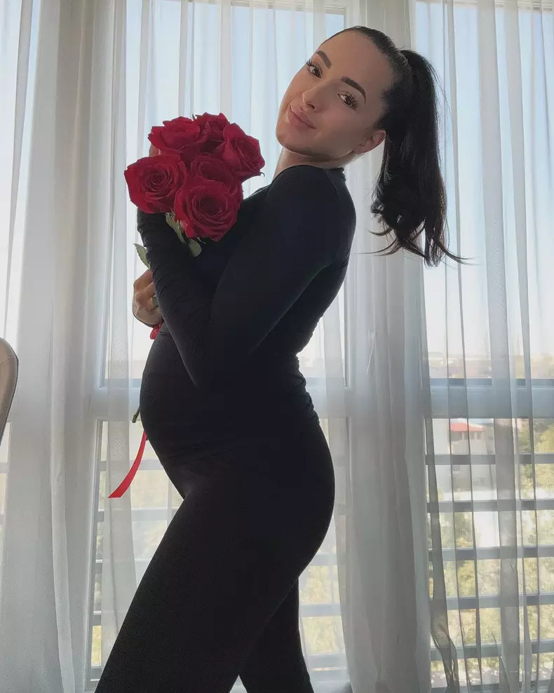 larisa 4