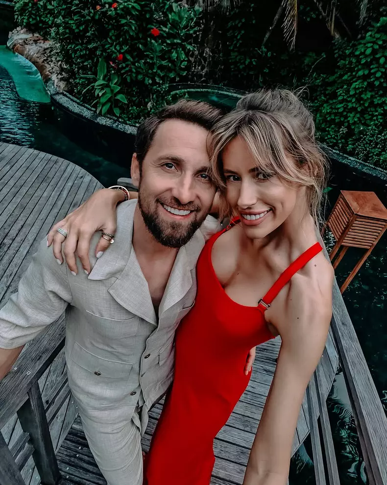 Dani Oțil si Gabriela Prisacariu