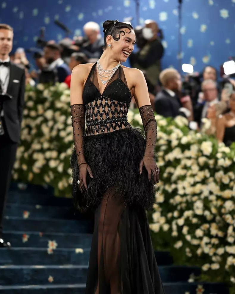 dua-lipa-met-gala-2025 (1)