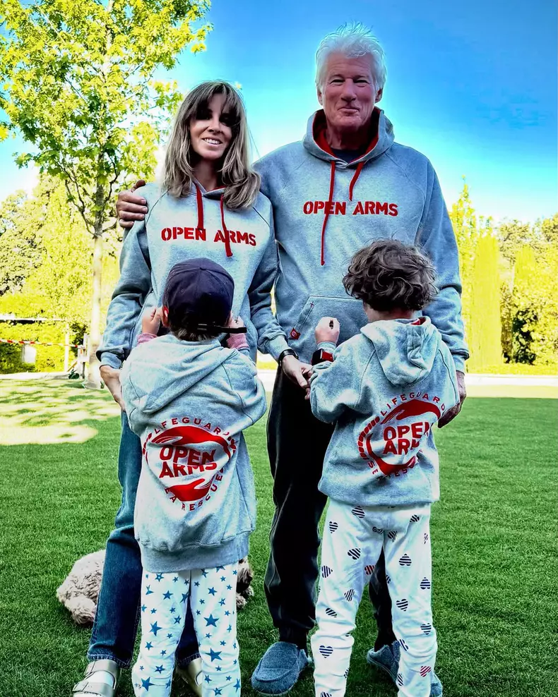 This whole family is a proud supporter of @openarms_fund and their mission to save lives.  . @alejandragere