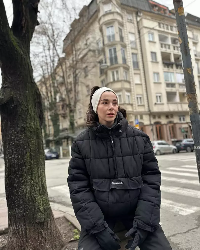 Feyza Sevil Güngör, povestea actriței care o interpretează pe Oylum în „Minciuni de familie”   (5)