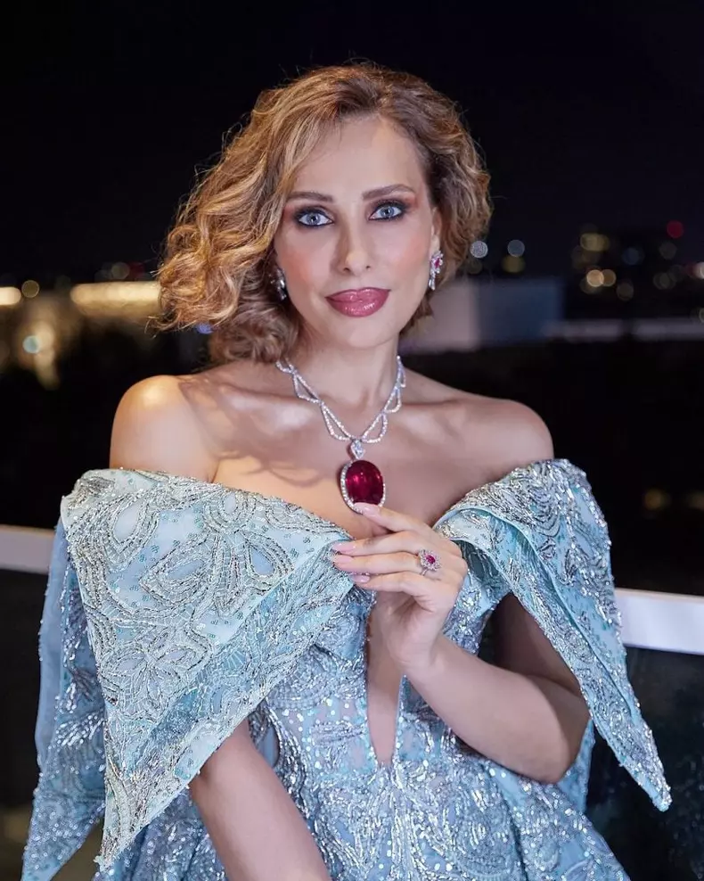 Iulia Vântur a împlinit 46 de ani și a avut parte de o aniversare de vis. Ce surprize i-au pregătit cei apropiați: "Cel mai frumos lucru din lume..."