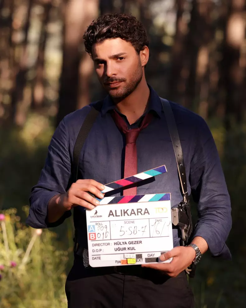 miray-daner-halit-ozgur-sari-serial-alikara (3)