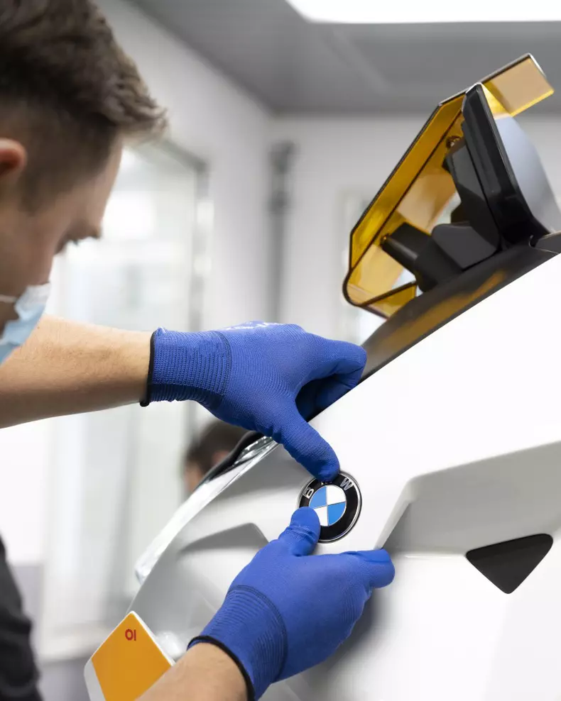 BMW Motorrad Definition CE 04 019