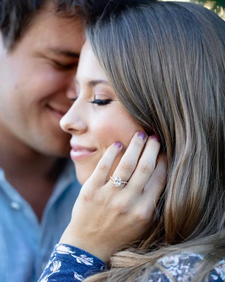Bindi Irwin și Chandler Powell