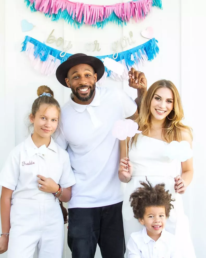 Allison Holker și Stephen Boss, Maddox Laurel și Weslie Renae