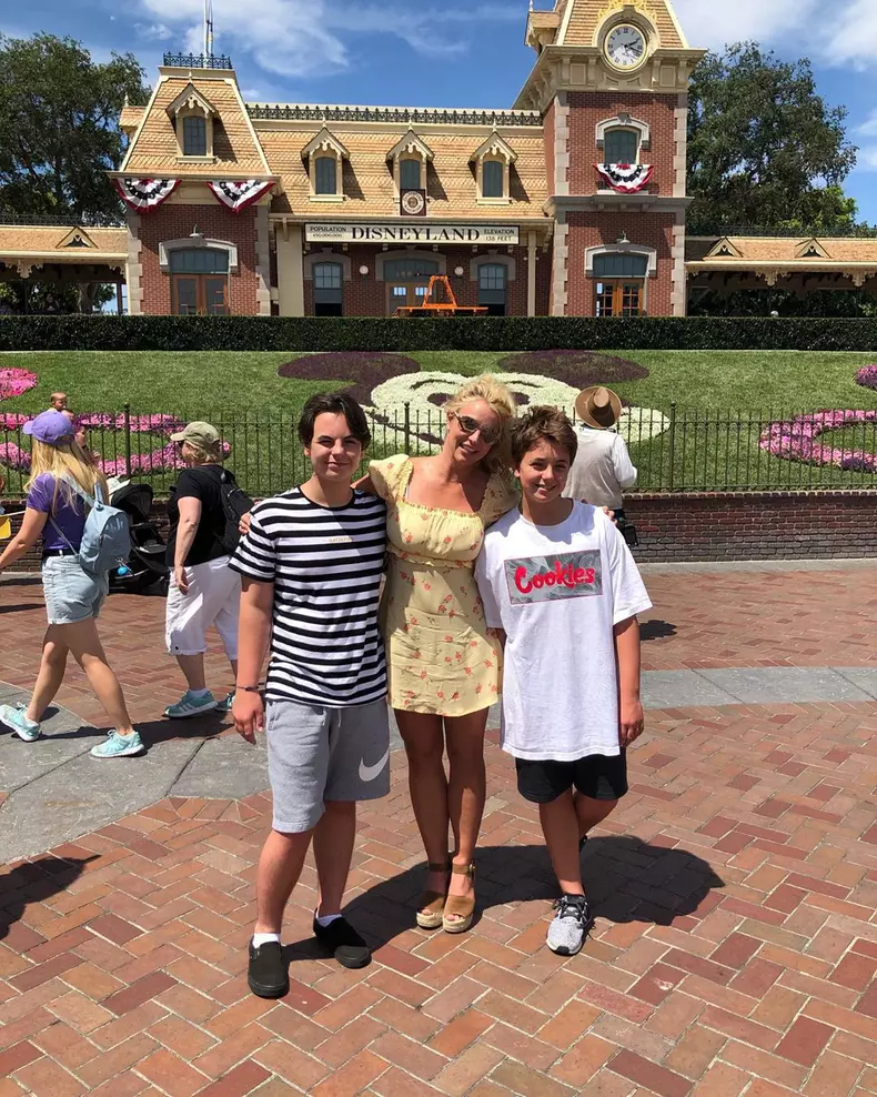 Britney Spears și fiii ei, Sean și Jayden