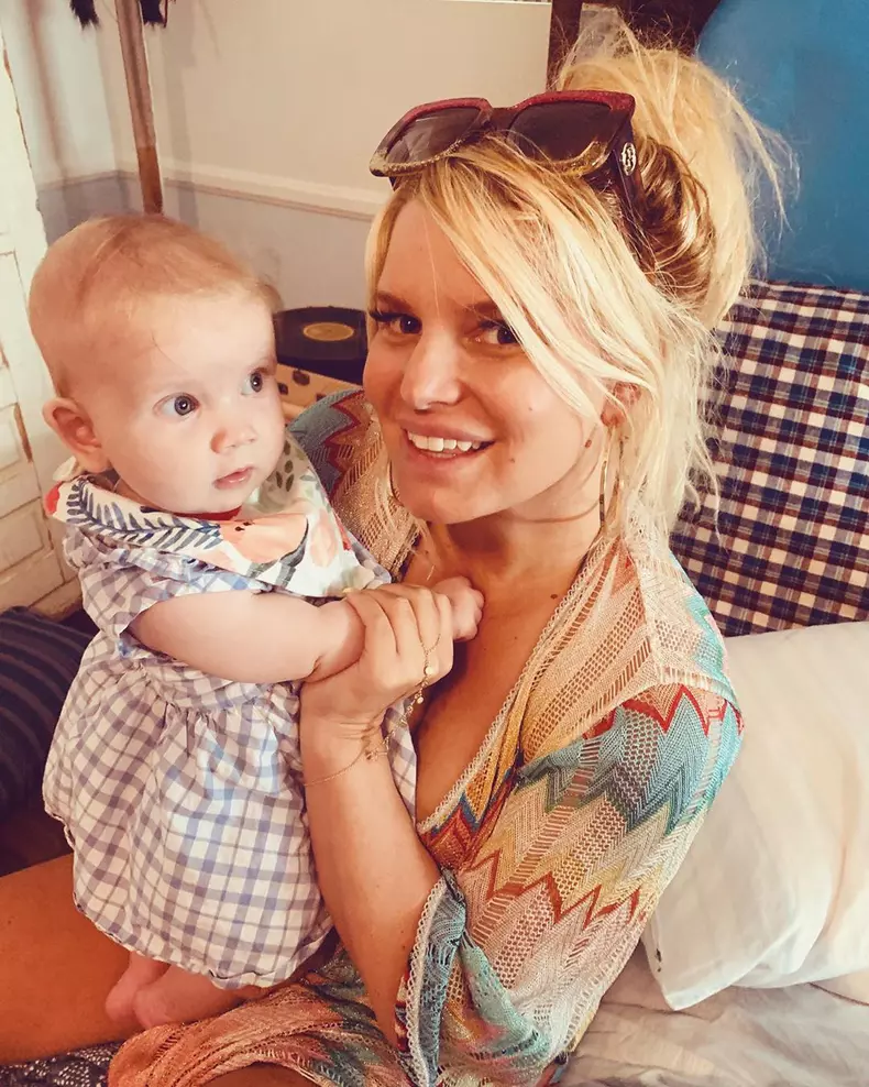 Jessica Simpson și fiica ei Birdie