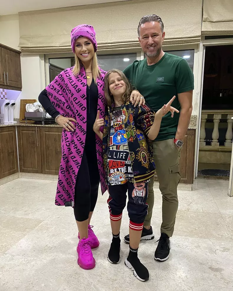 Anamaria Prodan, Laurențiu Reghecampf și fiul lor Reghe Junior