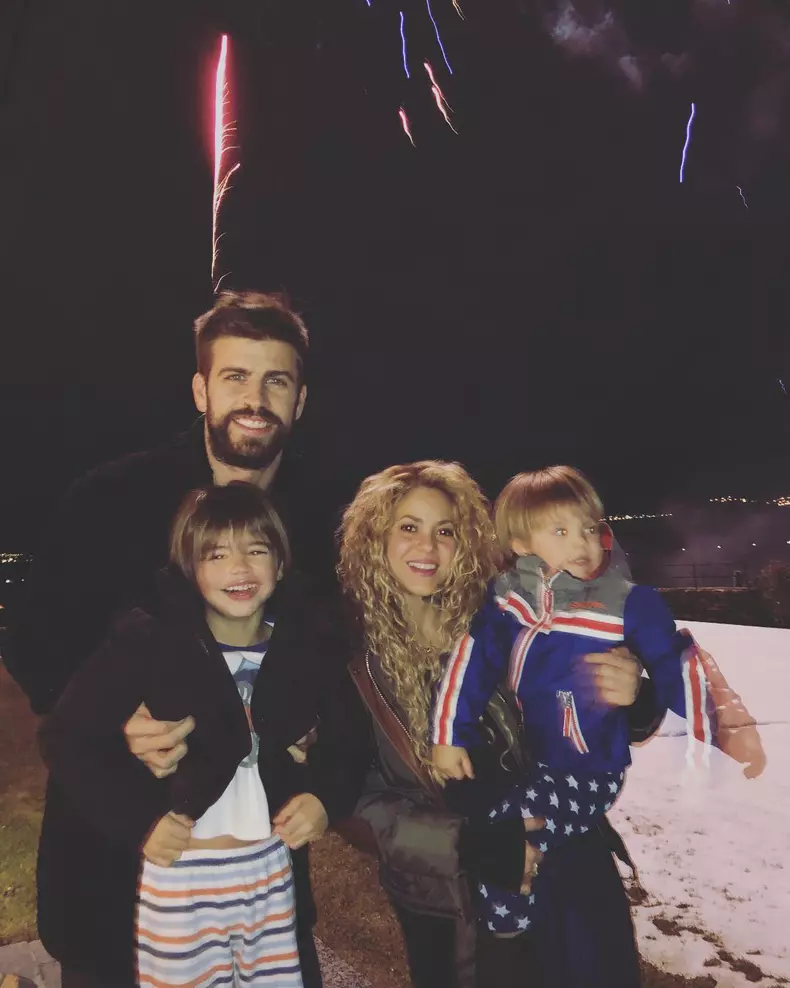 Shakira, Gerard Pique și fiii lor, Milan și Sasha