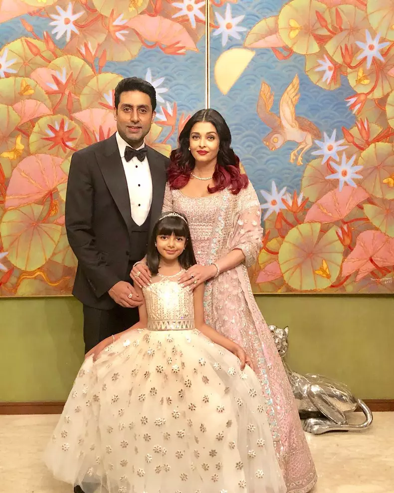 Aishwarya Rai, soțul ei și fiica lor