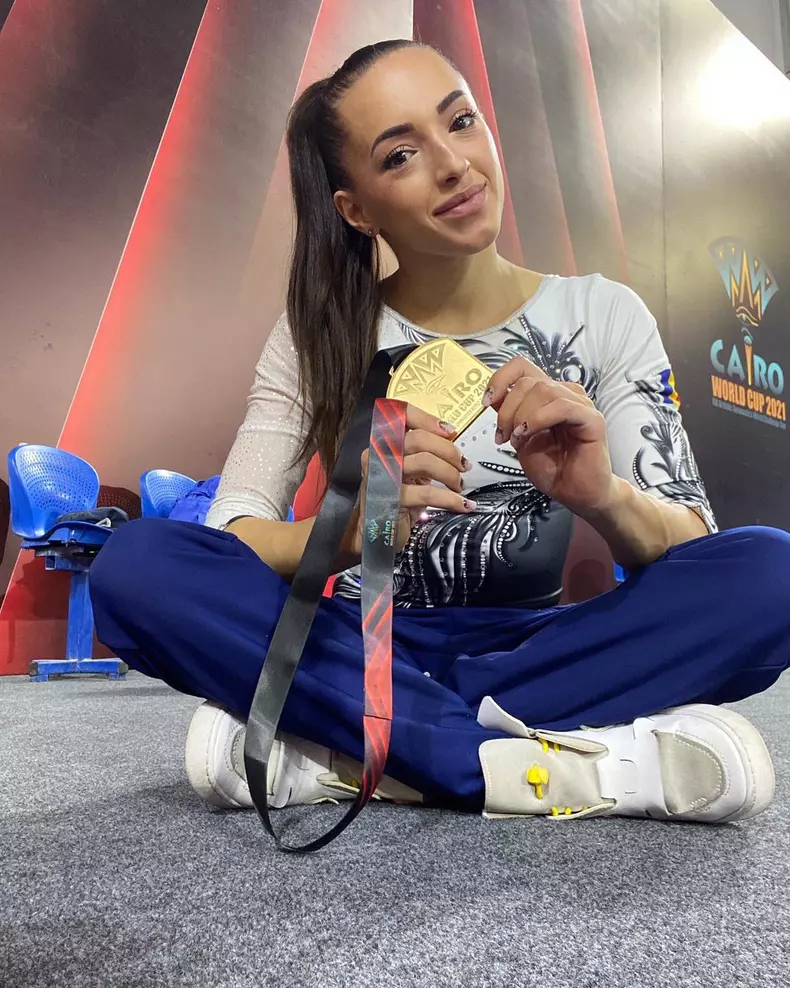 Larisa Iordache, medaliata