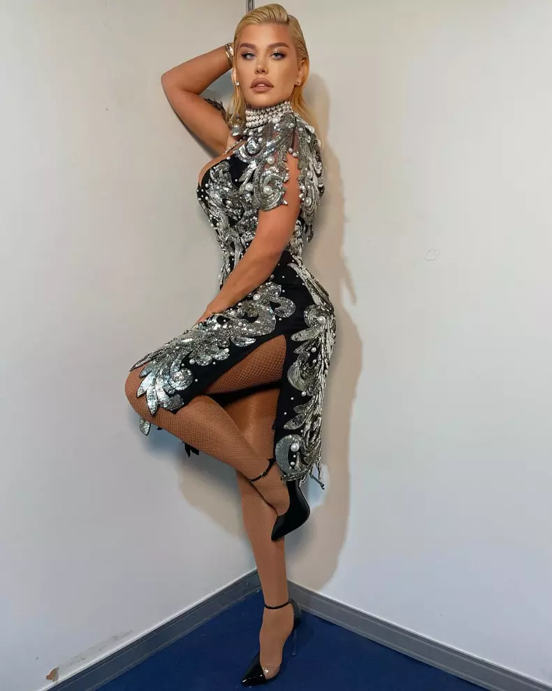 loredana-groza-sexy-13