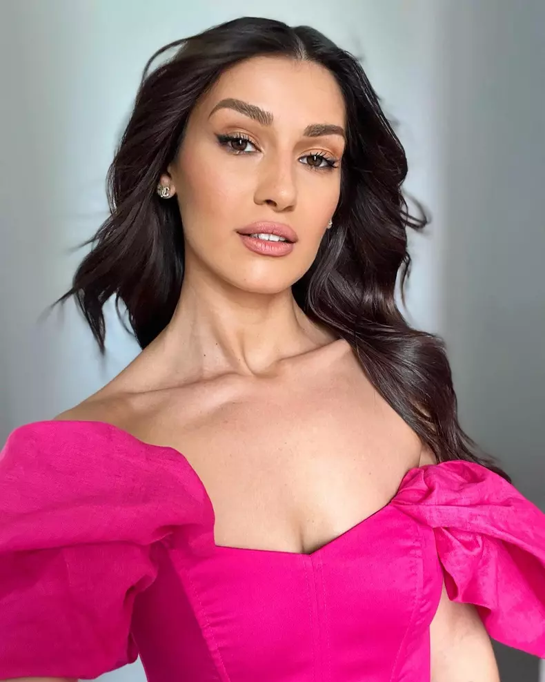 Alina-Eremia-2