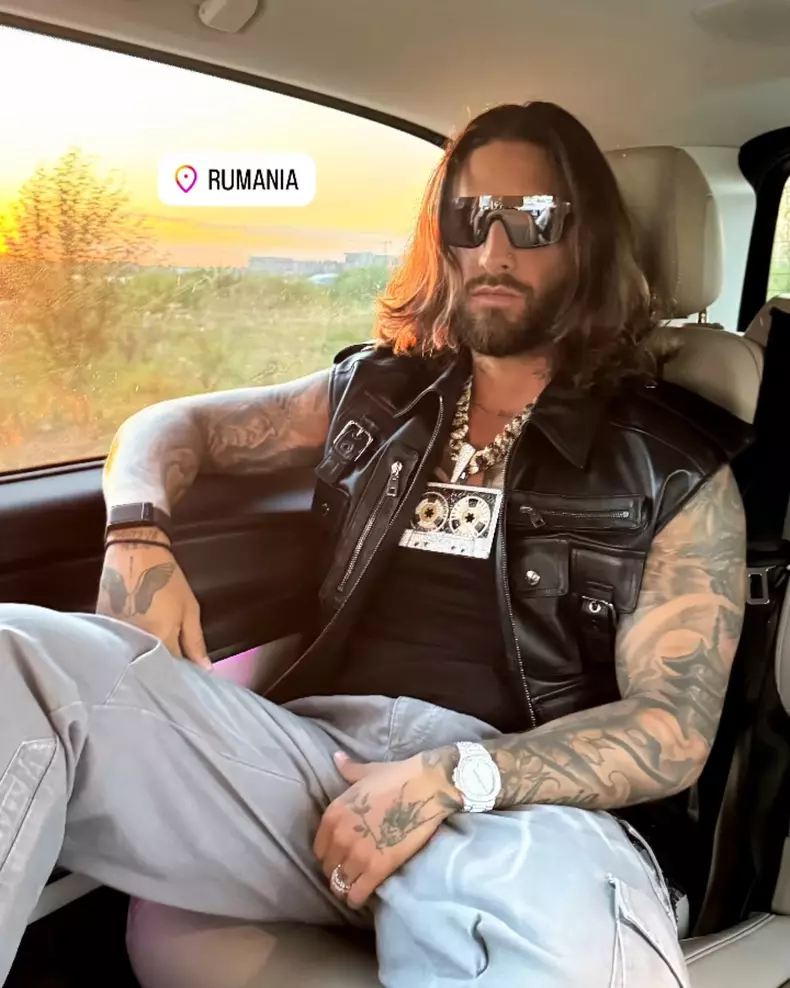 Maluma Neversea (2)