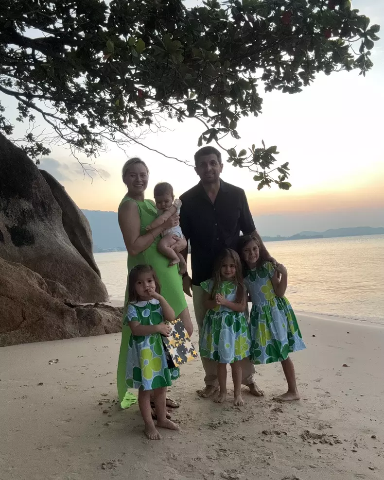 Laura Cosoi - vacanță în Thailanda (6)