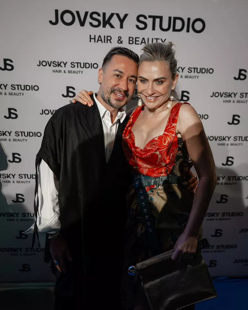 Adrian Perjovschi si Adina Buzatu