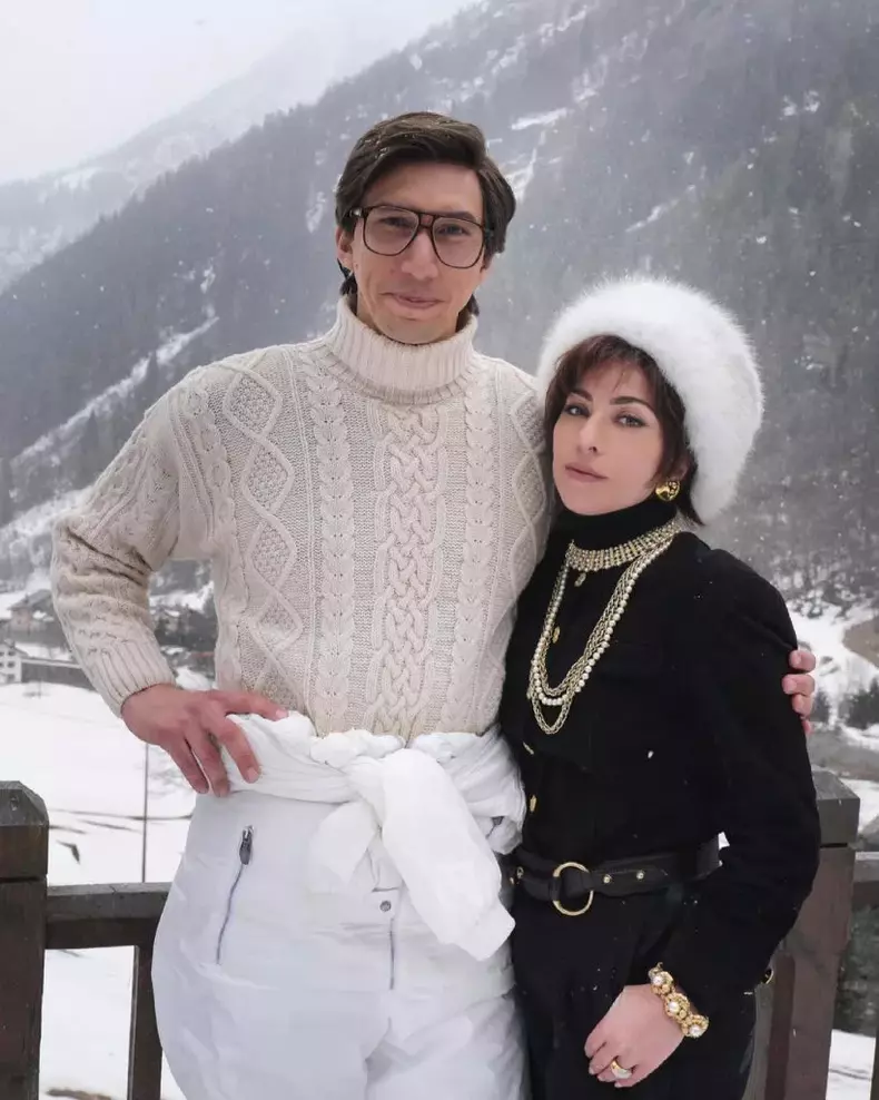 6. Lady Gaga și Adam Driver în House of Gucci