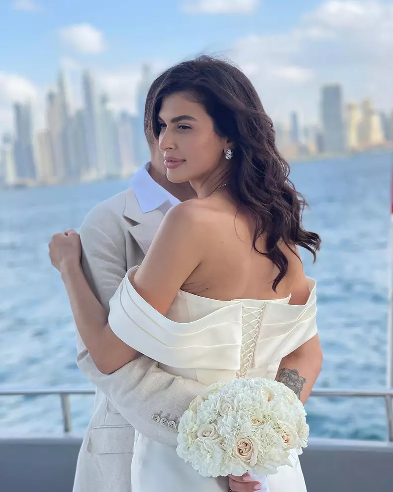 3. Mădălina Pamfile s-a căsătorit