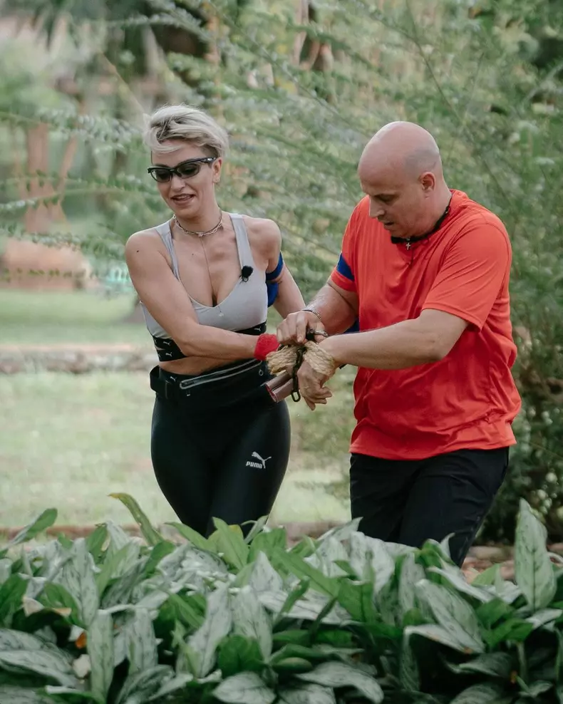 Giulia Anghelescu și Vlad Huidu la America Express (11)