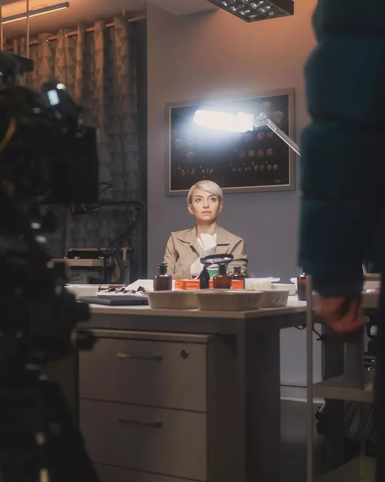 Giulia joacă în filmul Noaptea lui Vlad (1)