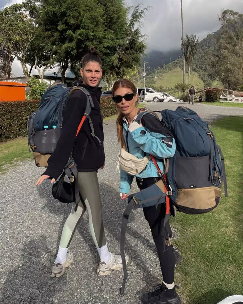 Laura Giurcanu și Sânziana Negru in emisiunea America Express (5)