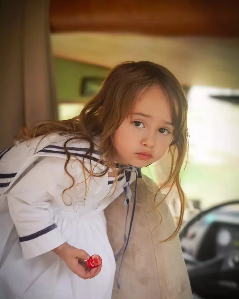 5. Lia, fiica Danei Rogoz