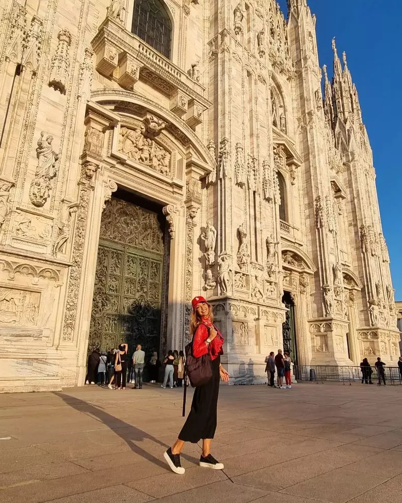 Anca Țurcașiu și-a sărbătorit ziua de naștere la Milano (2)