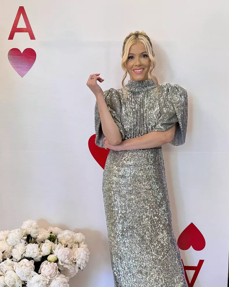 Andreea Ibacka la nunta Roxanei Hulpe