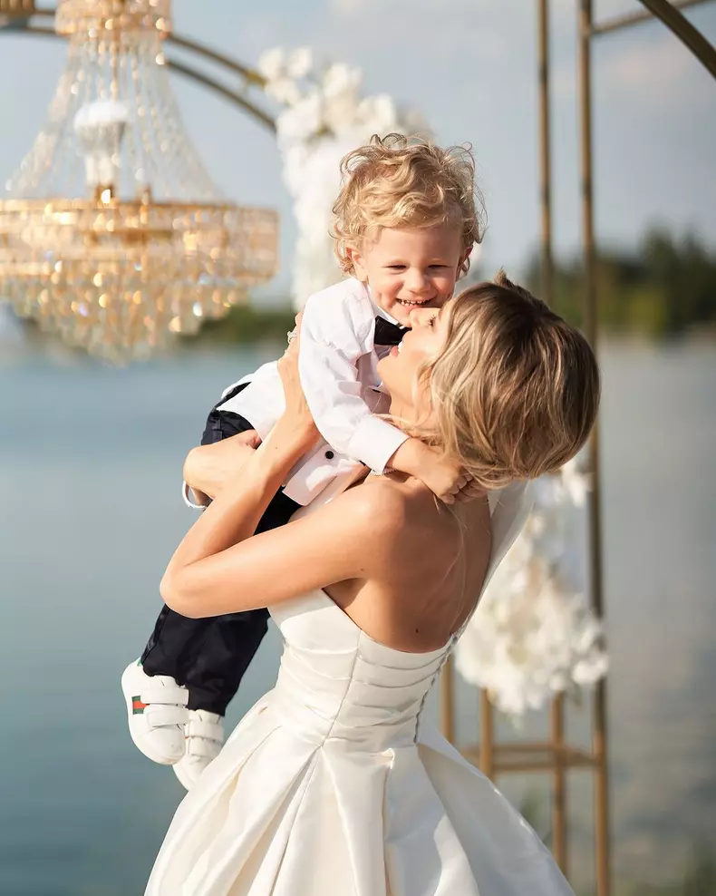 Gabriela Prisăcariu și Dani Oțil nuntă 3