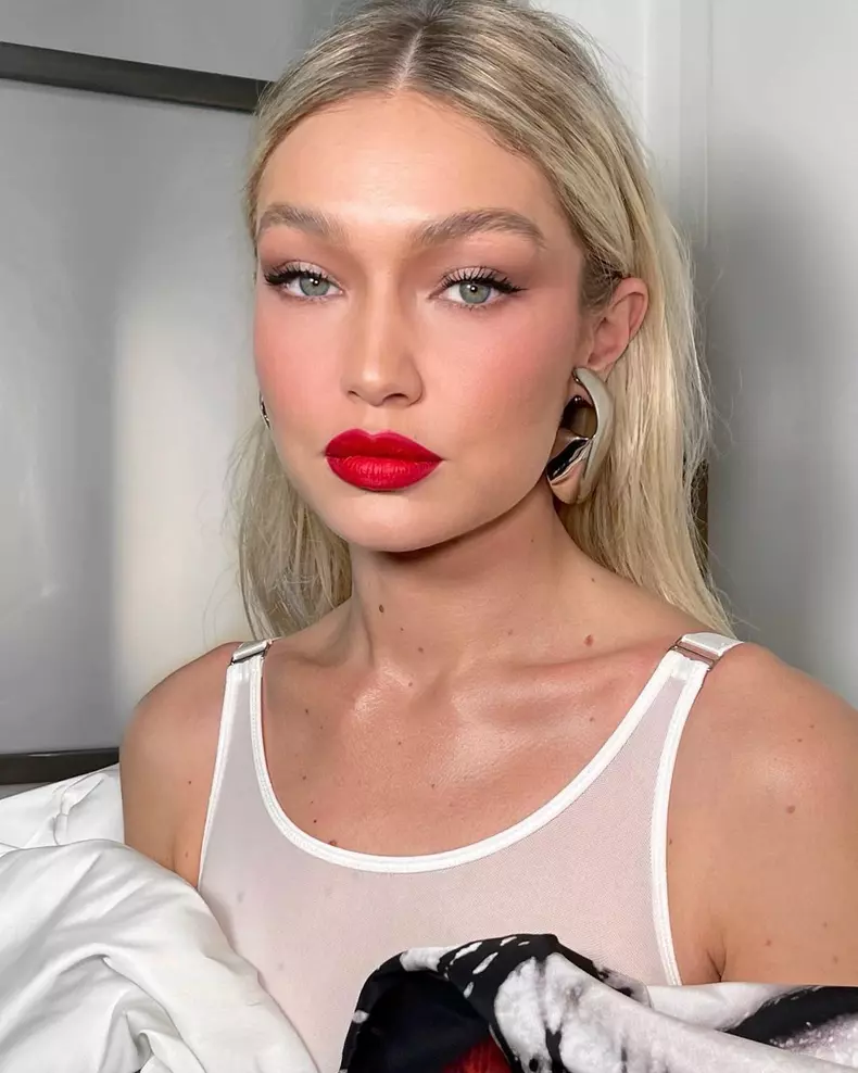 Gigi Hadid (1)