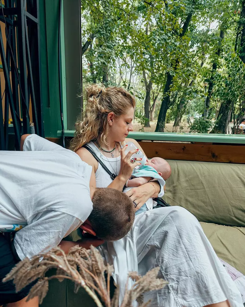 10. Victoria Raileanu și cei doi copii