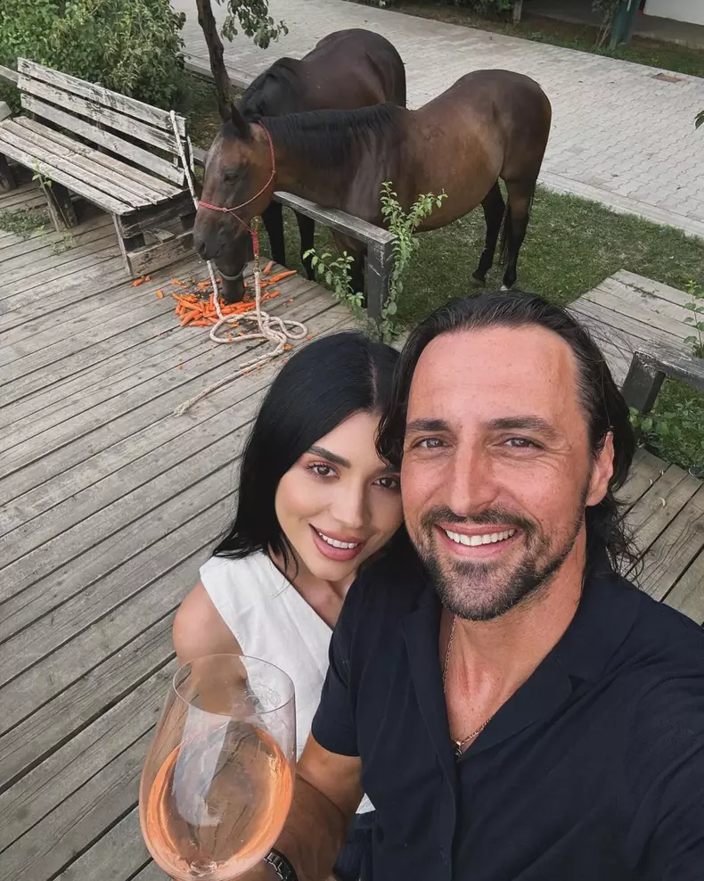 Cristina Ștefan și familia (3)