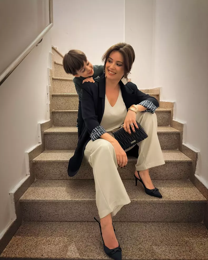 Diana Dumitrescu și fiul ei, Carol