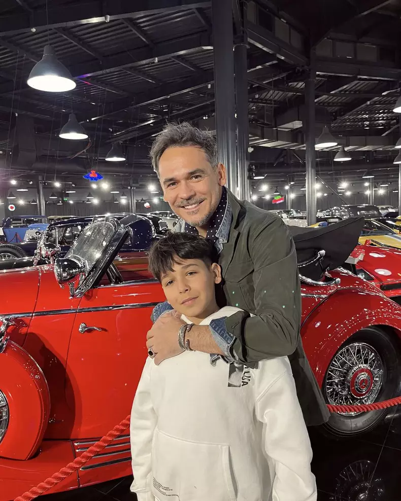 2. Răzvan Simion și fiul lui