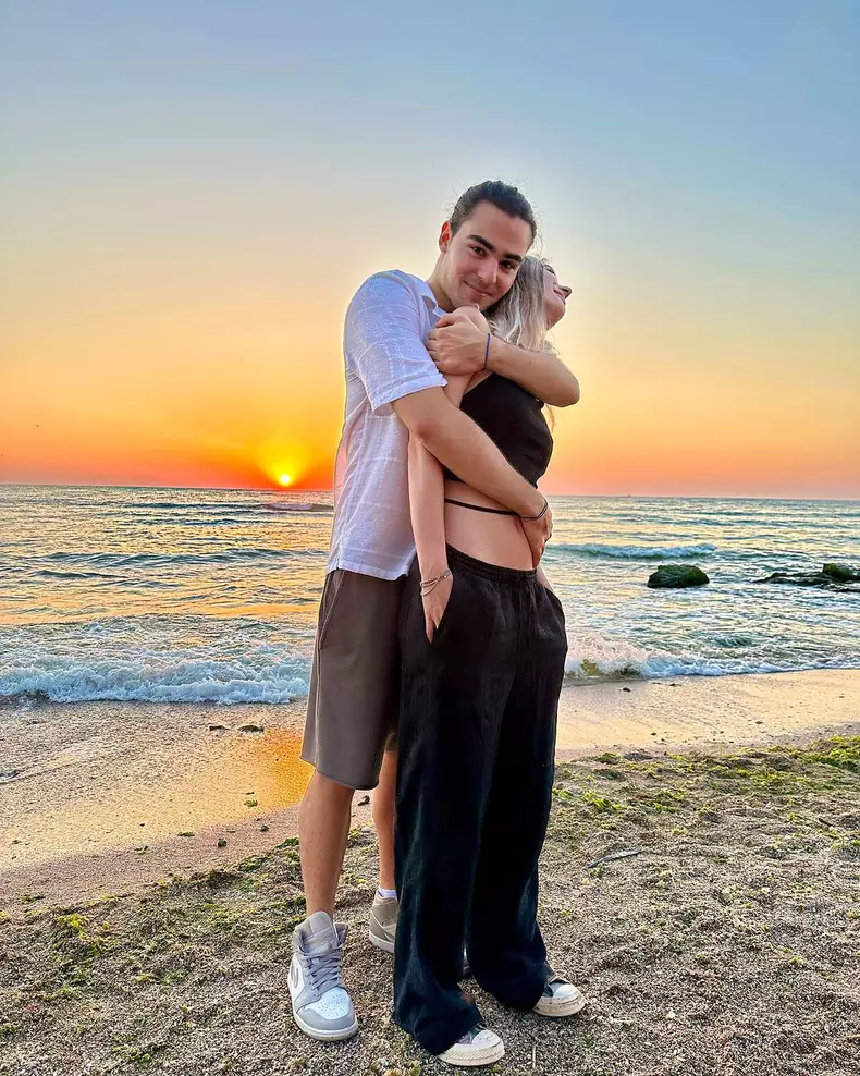 8. Radu Ștefan Bănică și Ioana Văllimărescu