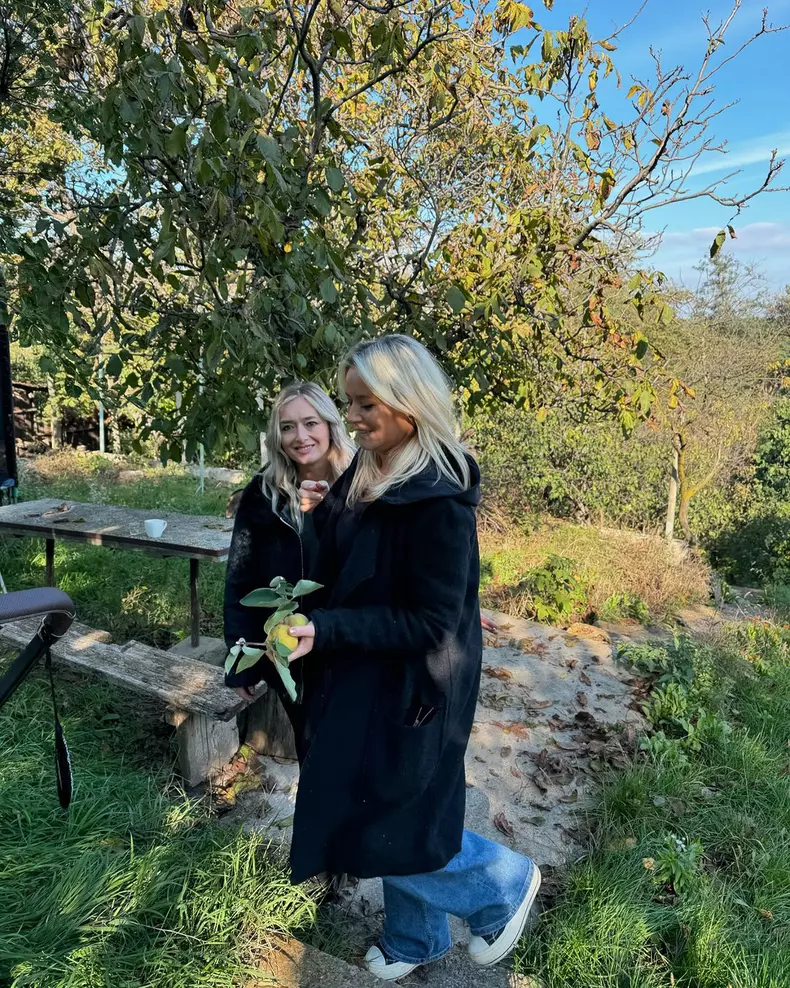 Laura Cosoi, Adela Popescu și Ada Condeescu (2)