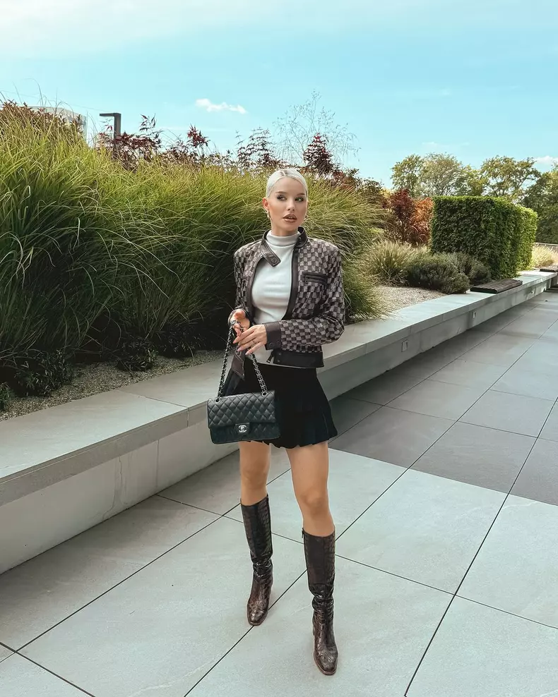 Carmen Grebenișan (6)