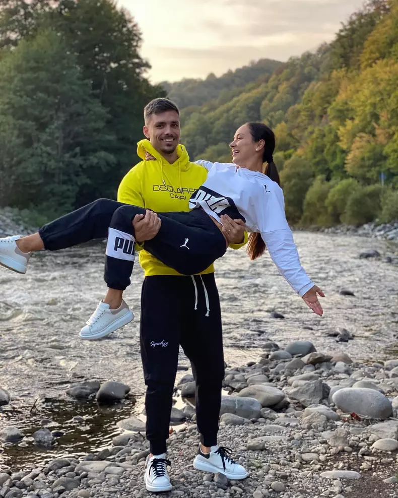 9. Vlăduța Lupău și soțul ei