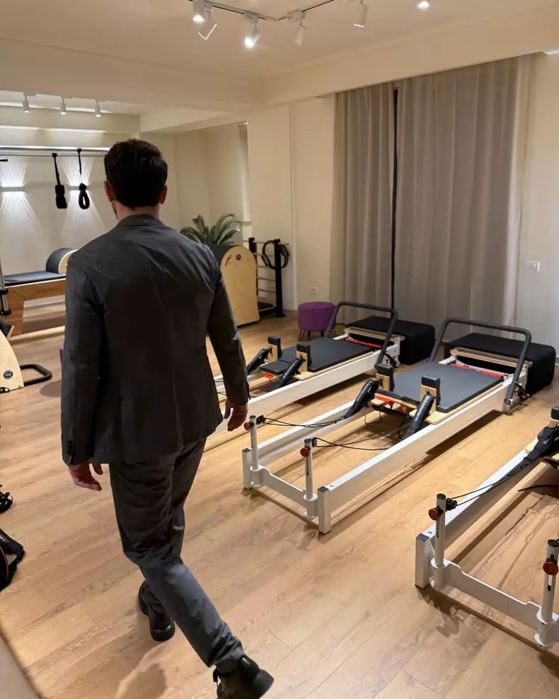 Dani Oțil și-a deschis studio de Yoga și pilates