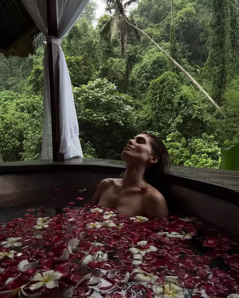 3. Sânziana Negru în Bali