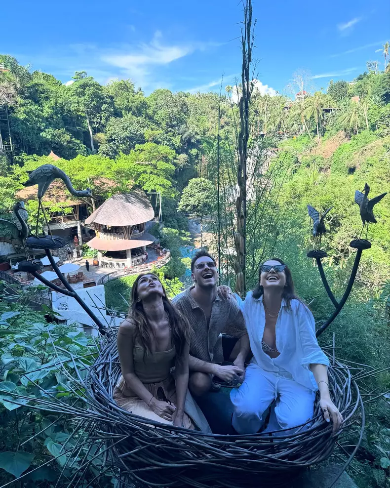 8. Sânziana Negru în Bali